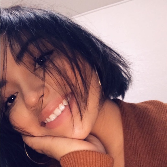 Meet your Posher, Vanessa - Picture 1 of 1